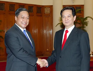 Thủ tướng Nguyễn Tấn Dũng tiếp Bộ trưởng Bộ Quốc phòng Thái Lan